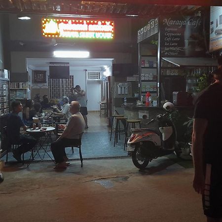 Naraya Guesthouse Phnom Penh Dış mekan fotoğraf