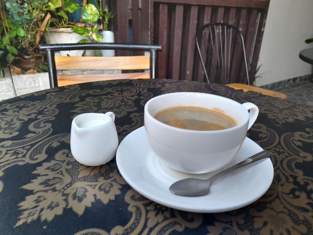 Naraya Guesthouse Phnom Penh Dış mekan fotoğraf